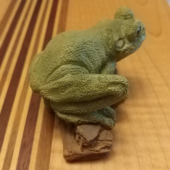 Stone Critters Tree Frog Figurine - Picture 6 of 9